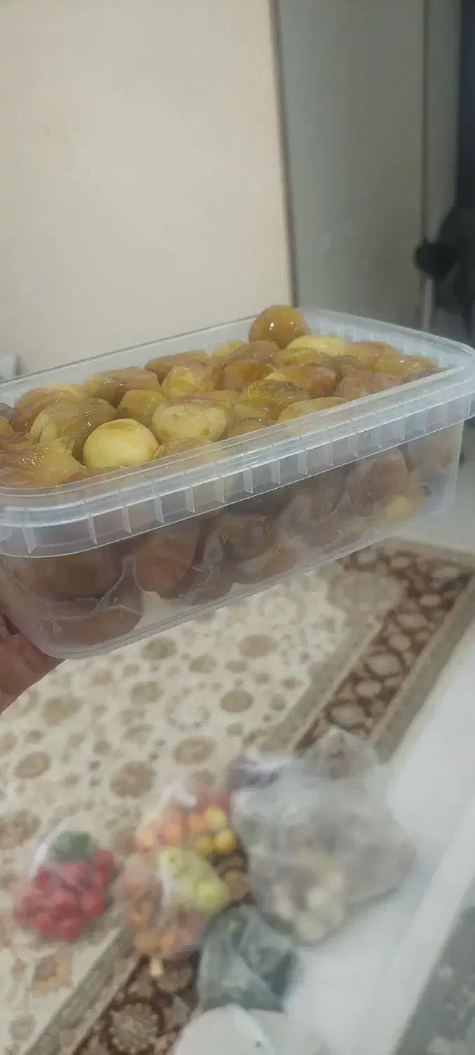 رطب و خارک برهی|خوردنی و آشامیدنی|شیراز, وحدت|دیوار