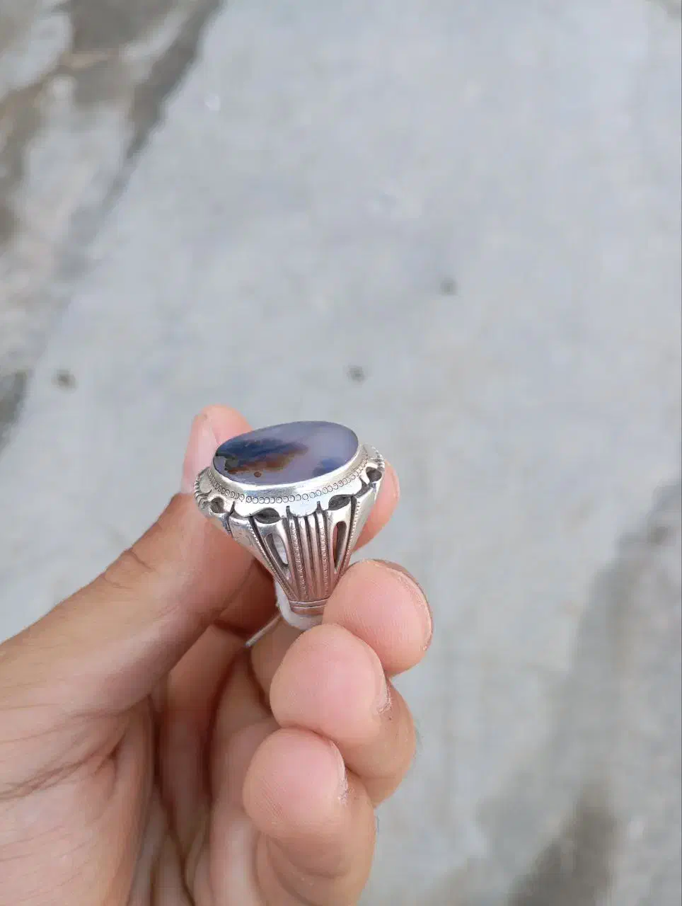 انگشتر شجر|جواهرات|هشتگرد, هشتگرد قدیم|دیوار