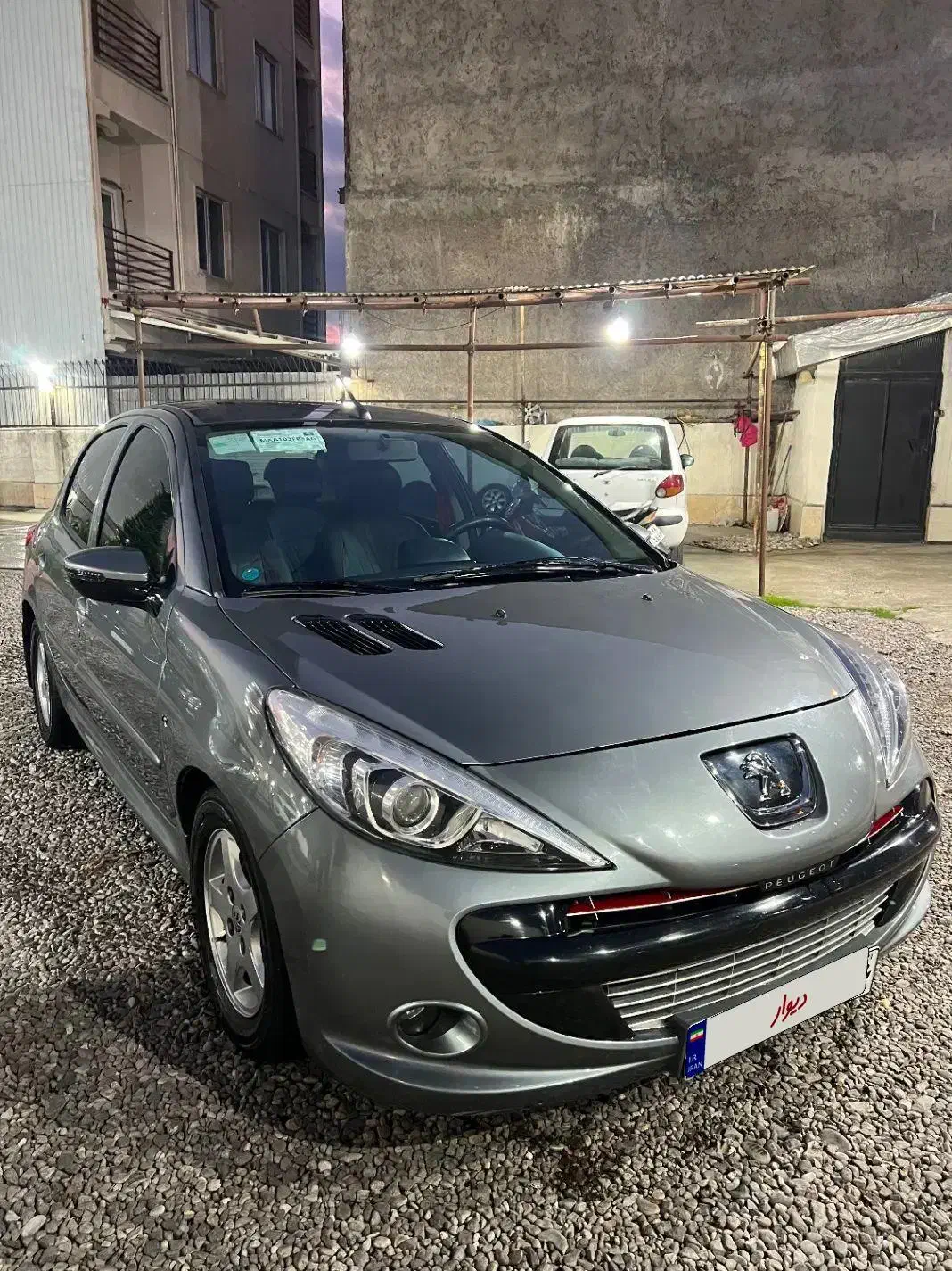 پژو ۲۰۷ درجه یک|خودرو سواری و وانت|لاهیجان, حاجی آباد|دیوار