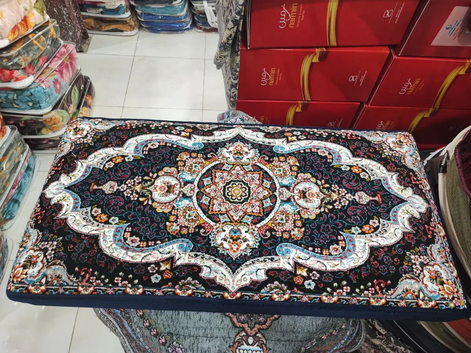 پشتی|پشتی|خرم‌آباد, |دیوار