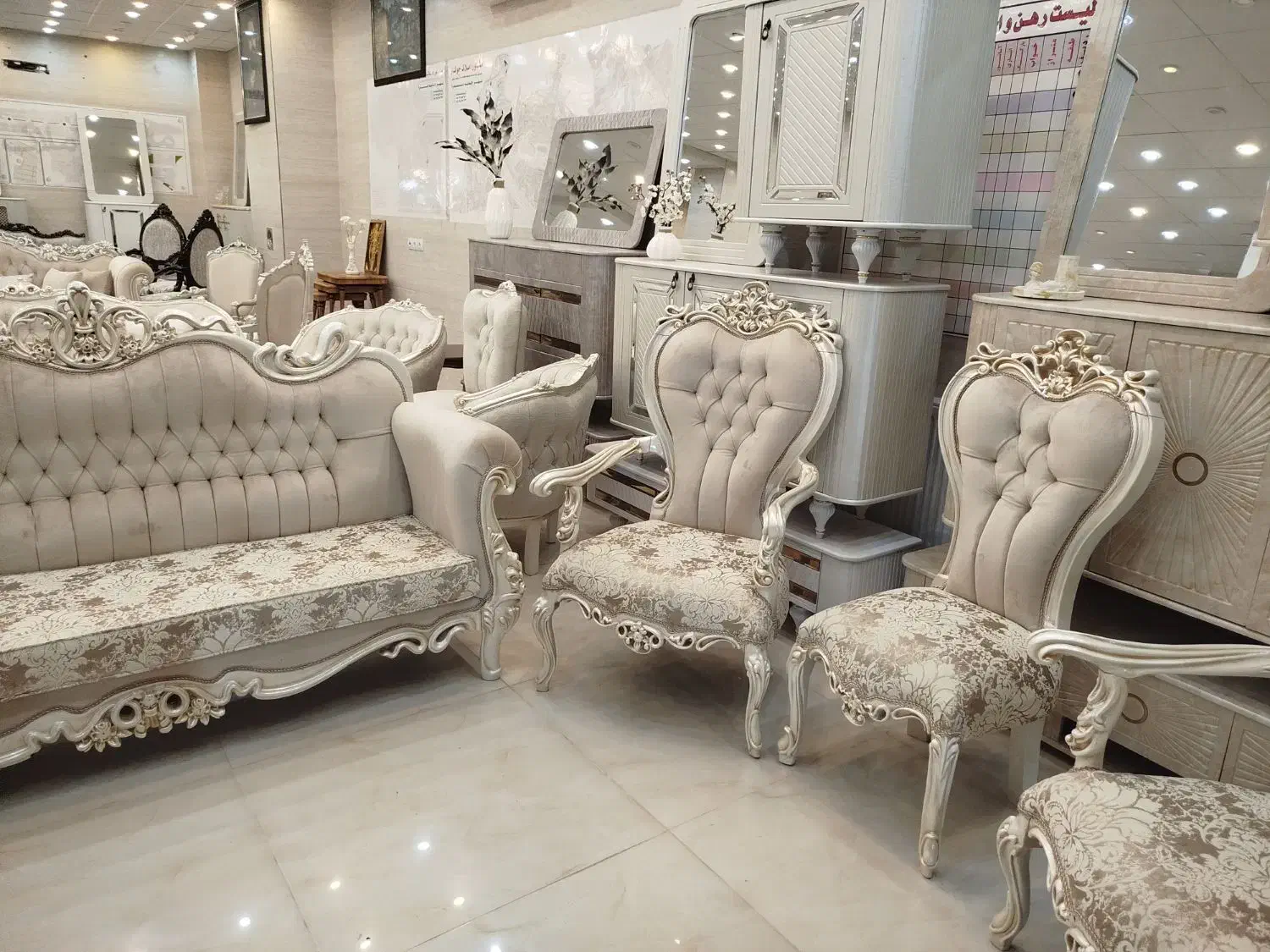 مبل کلاسیک سلطنتی ابزاری مدل افسون فرانسوی|مبلمان خانگی و میز عسلی|شیراز, دوکوهک|دیوار