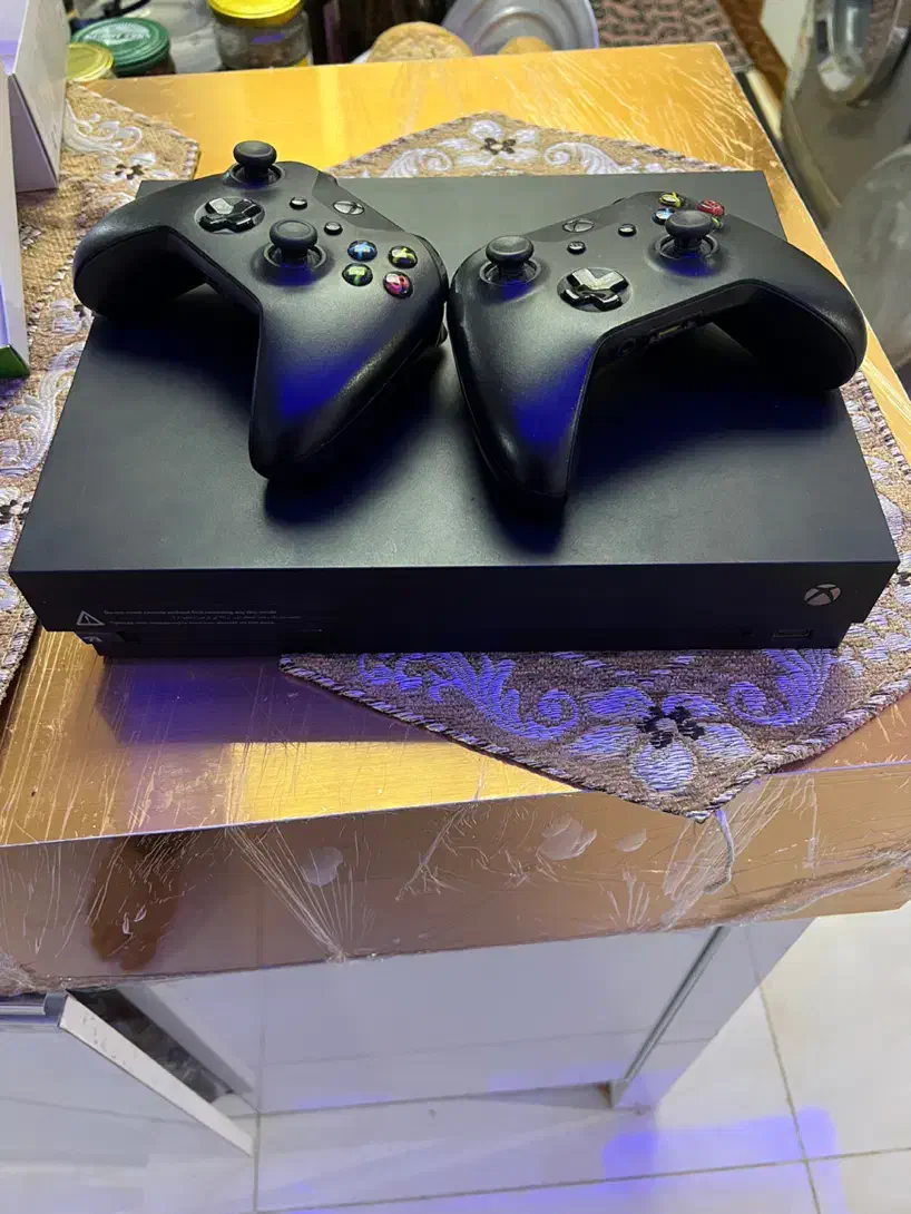 Xbox one x ایکس باکس وان ایکسوس حد نو|کنسول، بازی ویدئویی و آنلاین|اصفهان, برازنده|دیوار