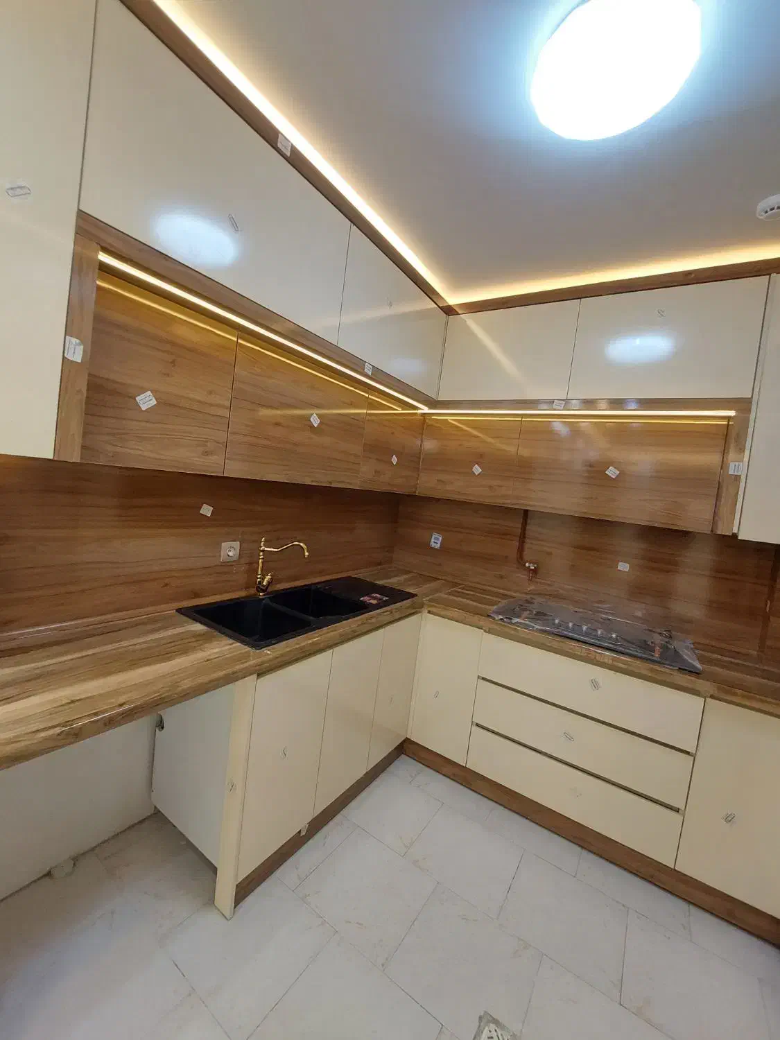 رستم نژاد/مجتمع دکترشیخ|فروش آپارتمان|گلبهار, شهر جدید گلبهار|دیوار