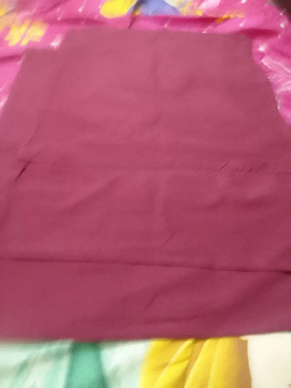 روبالشتی|رختخواب، بالش، پتو|اصفهان, بهارستان|دیوار