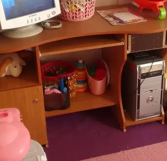 میزکامپیوتر|میز تحریر و کامپیوتر|قائن, |دیوار