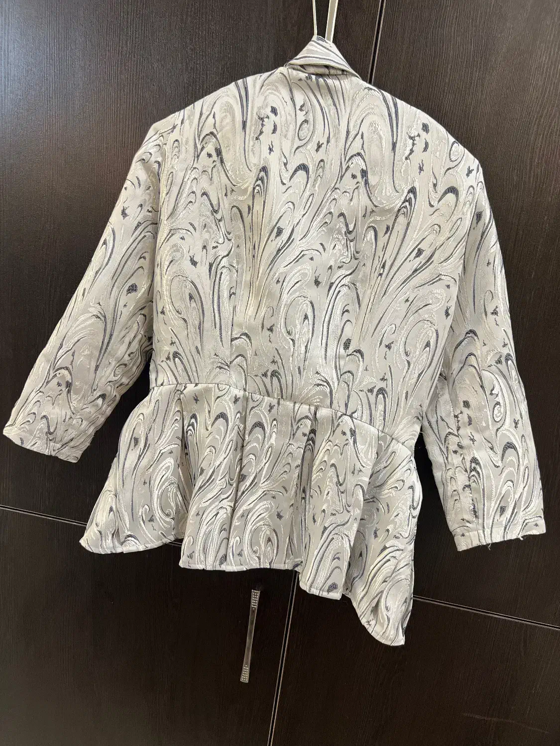 کت و دامن دو عدد|لباس|قم, حنیف نژاد|دیوار