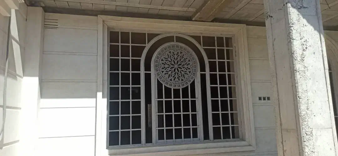 کارگاه درب و پنجره سازی و جوشکار حرفه ای|خدمات پیشه و مهارت|جهرم, |دیوار