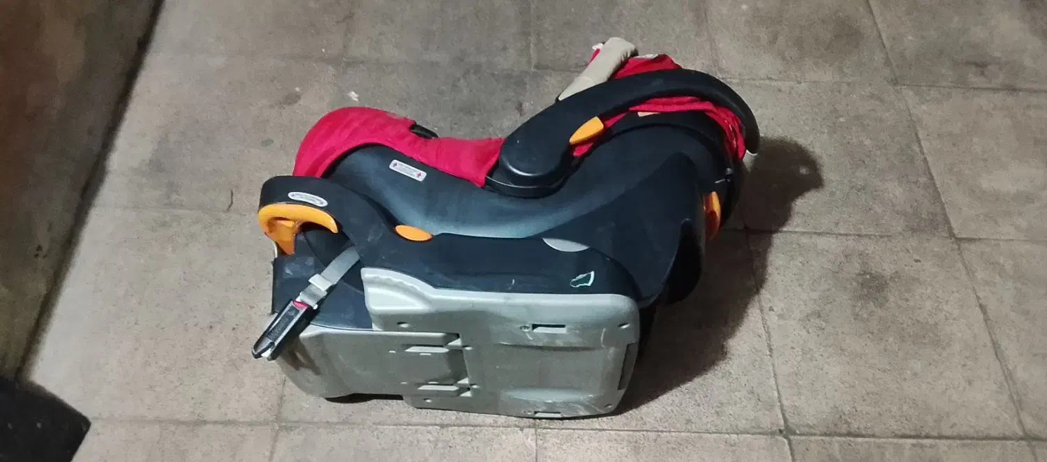 صندل و کریر ماشین کودک مارک چیکو وکلاسکه|اسباب و اثاث بچه|تهران, حشمتیه|دیوار