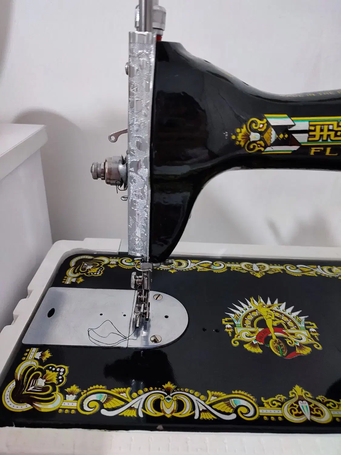 چرخ خیاطی|چرخ خیاطی و ریسندگی|تبریز, |دیوار