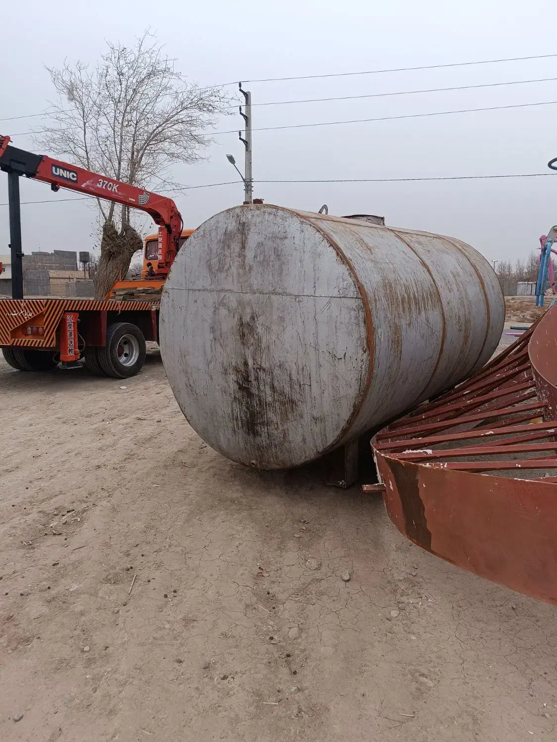 تانکر ۷۰۰۰هزار لیتری|مصالح و تجهیزات ساختمان|ورامین, جعفر آباد اخوان|دیوار