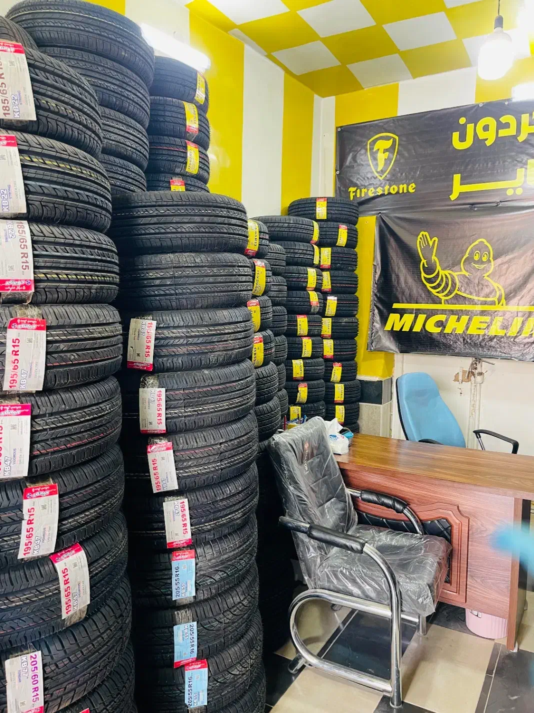 لاستیک سبک وسنگین زیر قیمت بازار.کویر.بارز.یزد|قطعات یدکی و لوازم جانبی|زابل, |دیوار