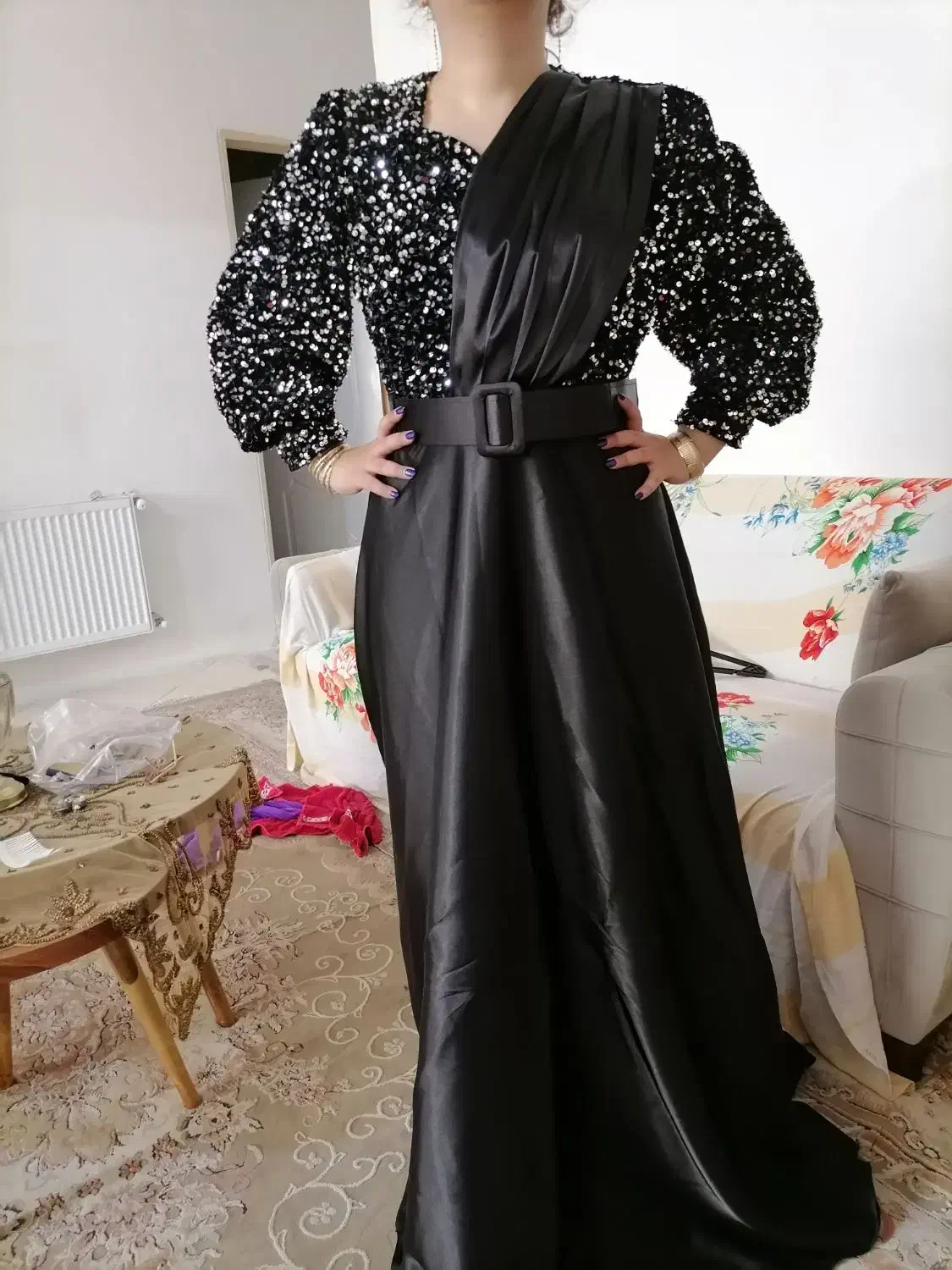 لباس مجلسی|لباس|گلستان (تهران), |دیوار