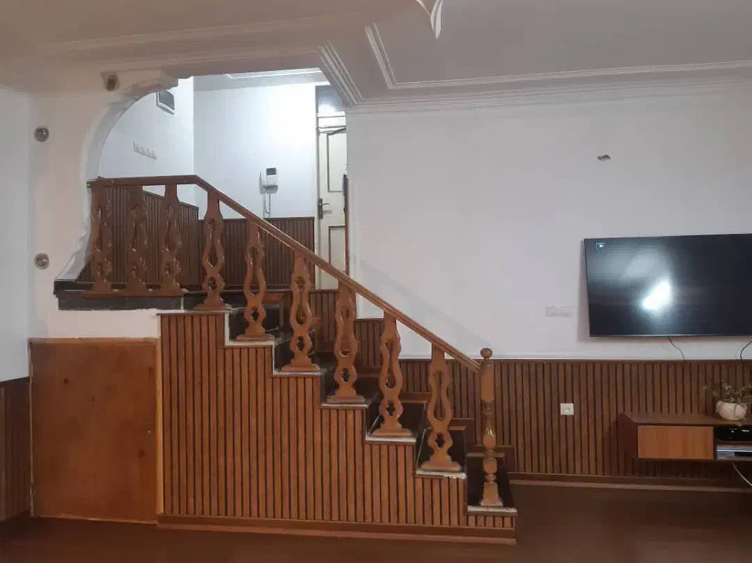 رهن سه خوابه|اجارهٔ خانه و ویلا|صدرا-فارس, فاز ۱|دیوار