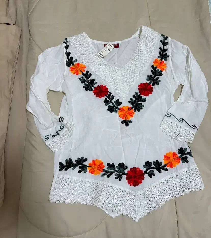 لباس زنانه|لباس|ایلام, |دیوار