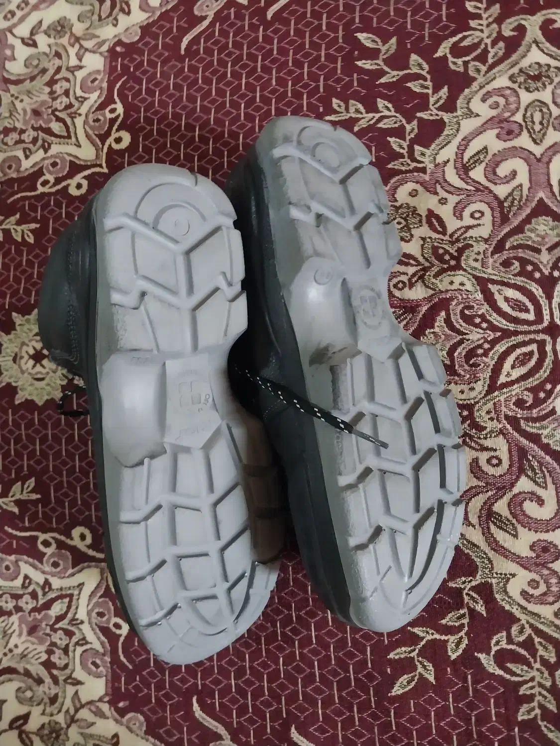 کفش ایمنی سایز ۴۴|کیف، کفش، کمربند|شاهینشهر, شهرک گلدیس|دیوار