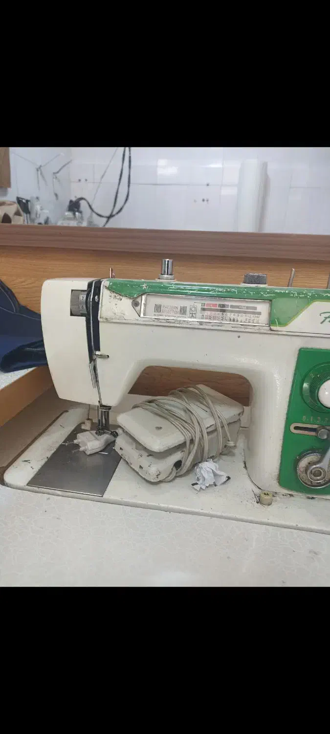 چرخ خیاطی گلدوزی|لوازم خیاطی و بافتنی|مریوان, |دیوار