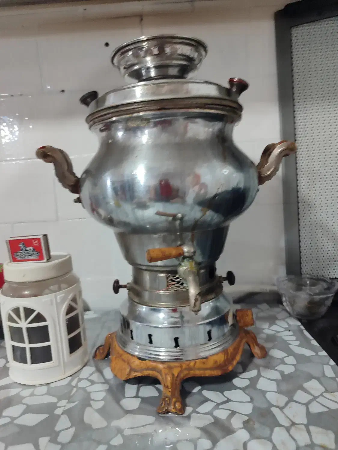 سماور سینک ظرف شور و مقداری سنگ پله|سماور، چای‌ساز، قهوه‌ساز|نیشابور, باغ نو|دیوار