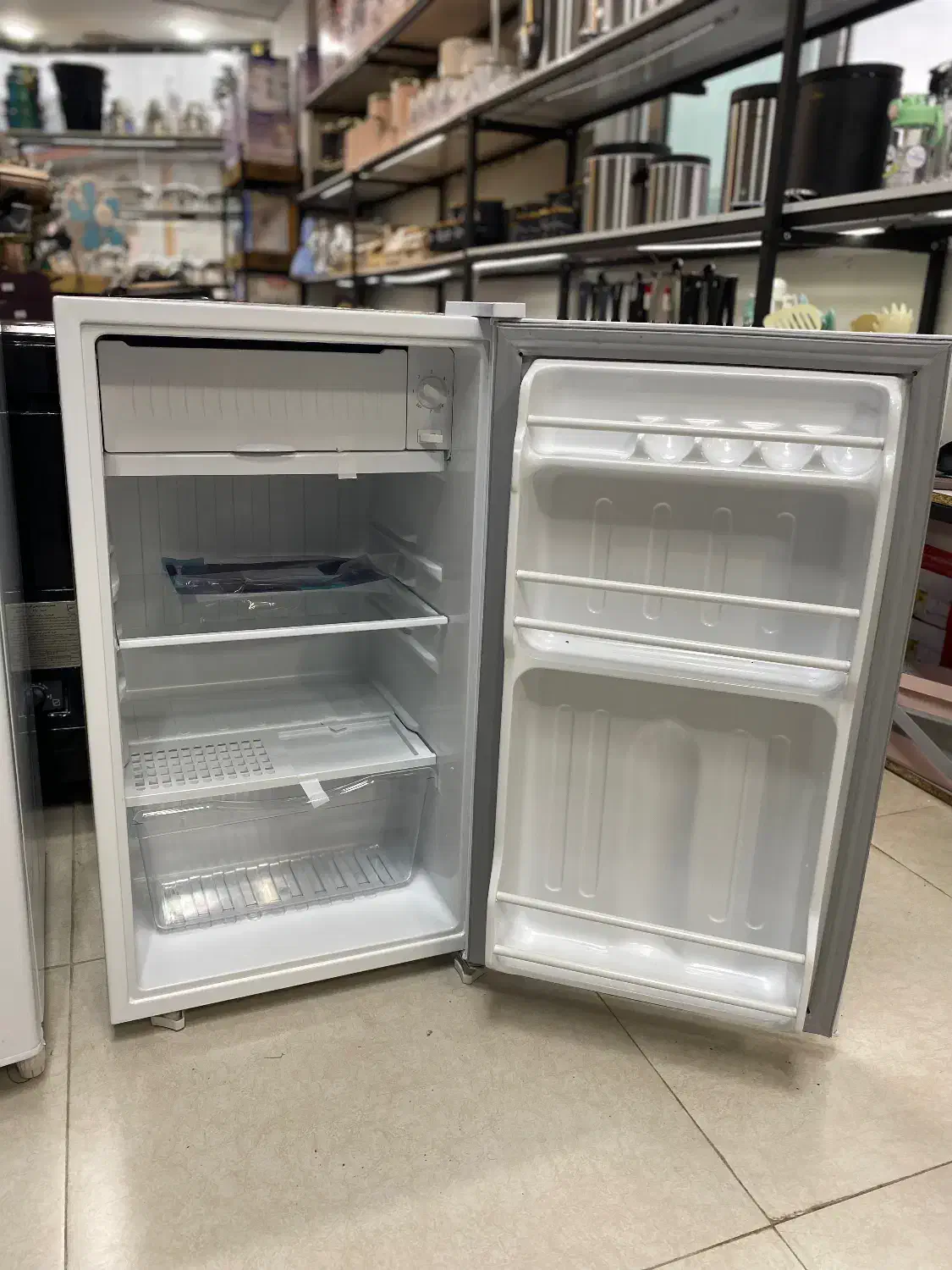 یخچال فریزر /یخچال ایستکول /یخچال ۵ فوت|یخچال و فریزر|رشت, دیلمان|دیوار