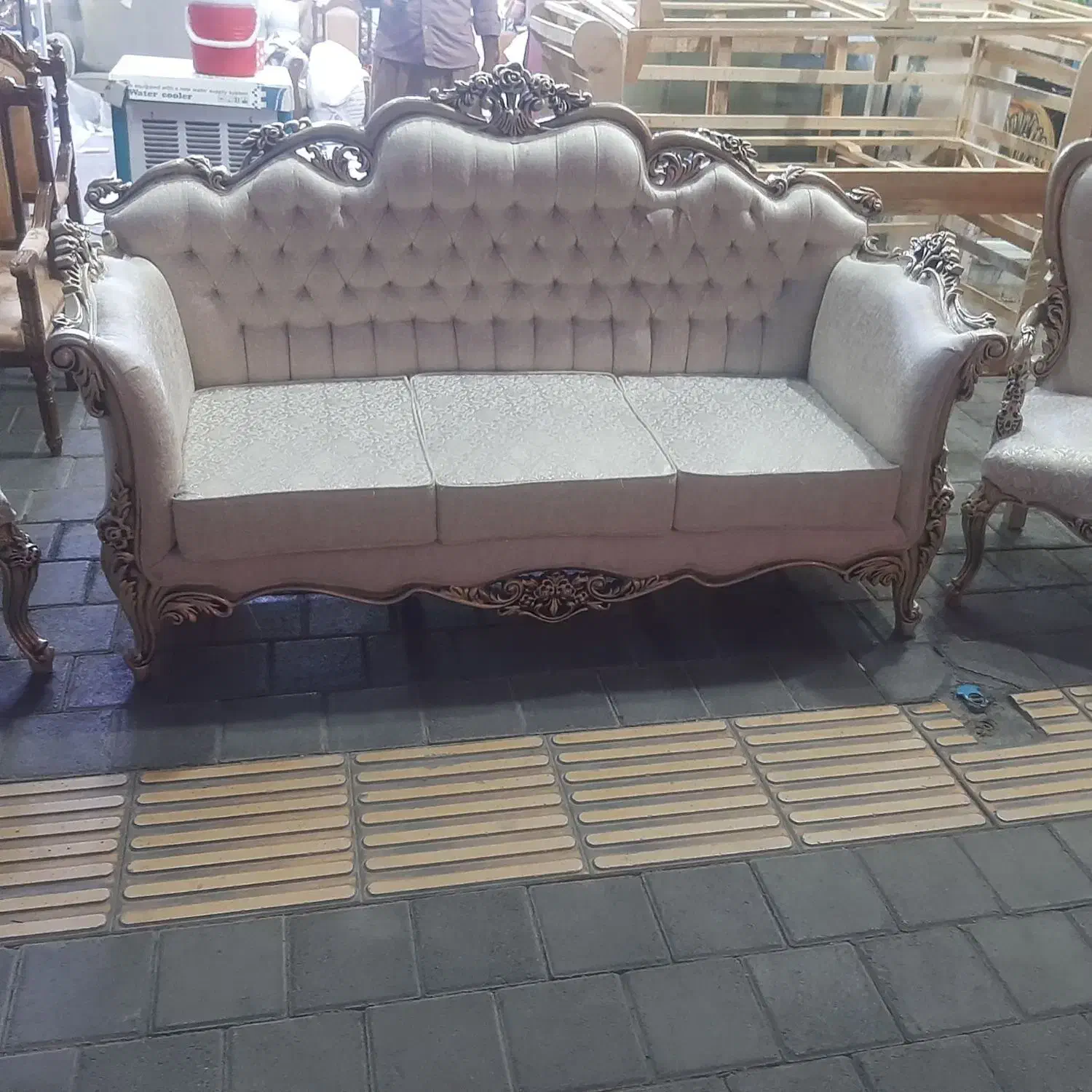 تولیدوتعمیرمبلمان|مبلمان خانگی و میز عسلی|نیشابور, شهرک قدس|دیوار