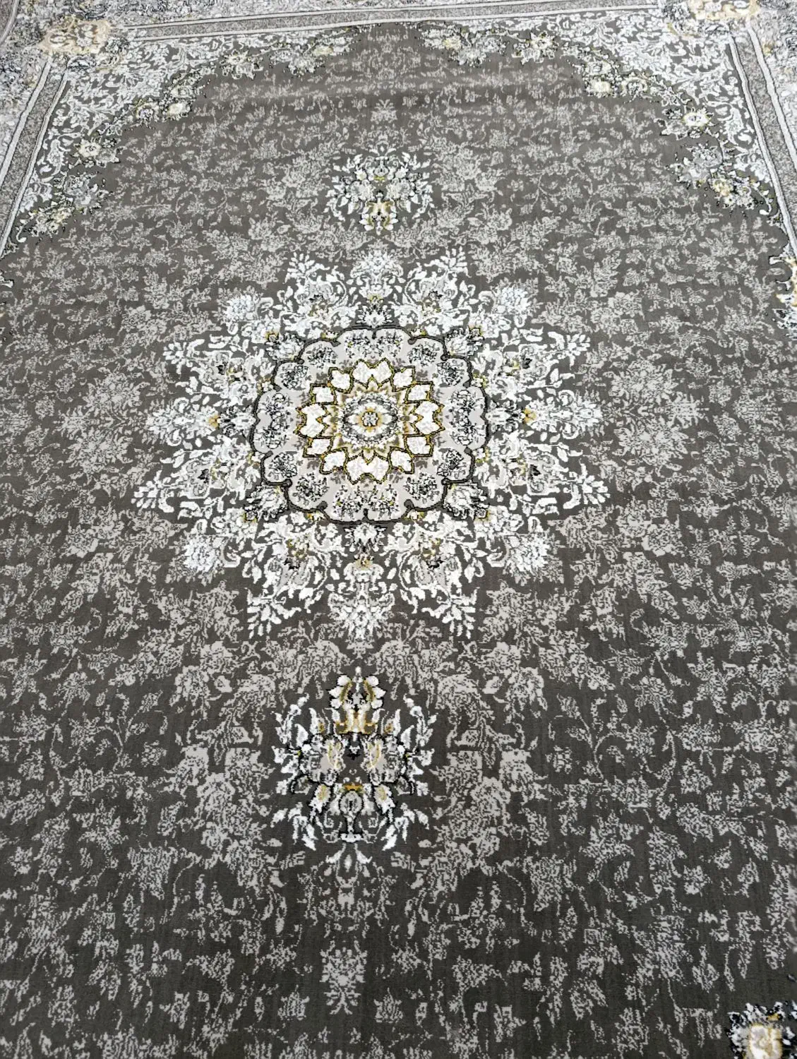 دو عدد فرش دوازده متری قالی کاملا نو|فرش|یزد, |دیوار