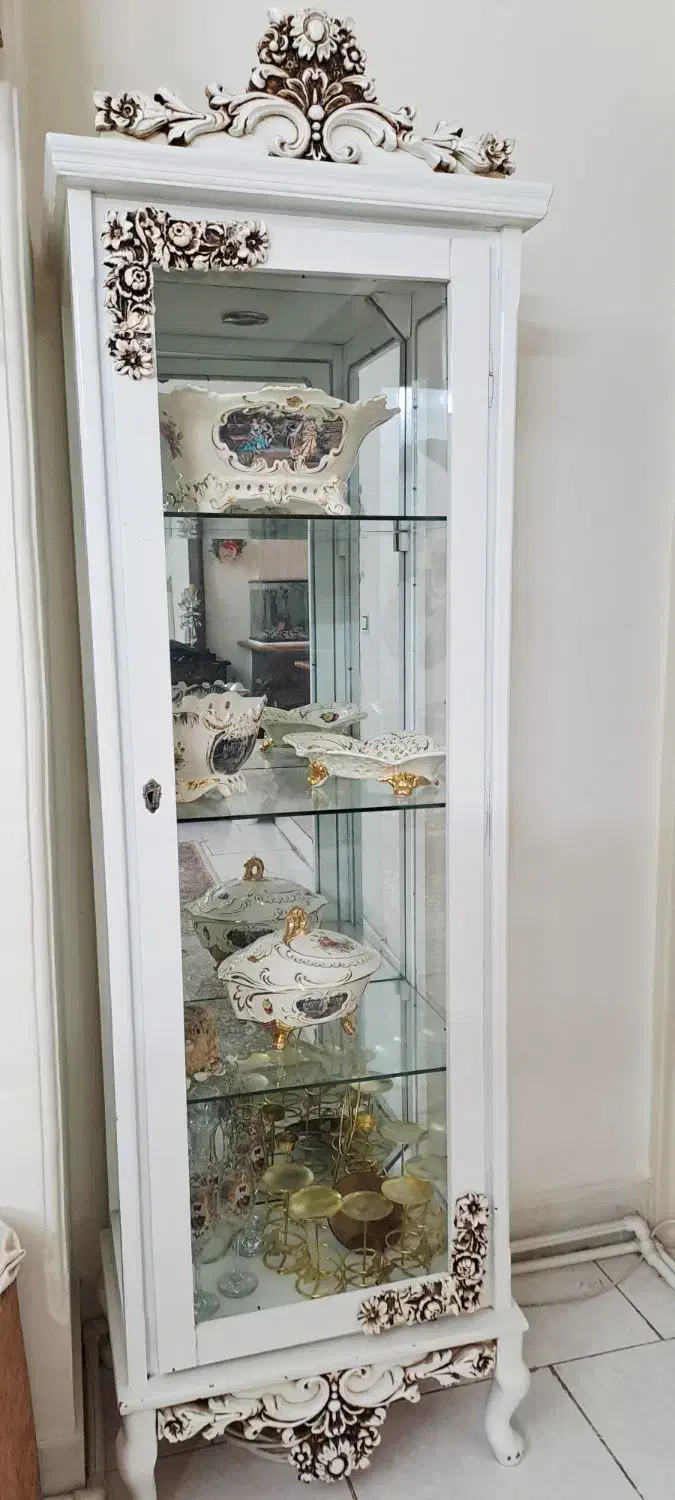 ویترین|بوفه، ویترین، کنسول|اندیشه, اندیشه فاز ۱|دیوار