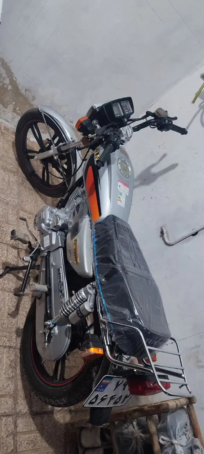 موتور هانی  طرح همتاز.خشک قیمت مناسب.|موتورسیکلت|قائن, |دیوار