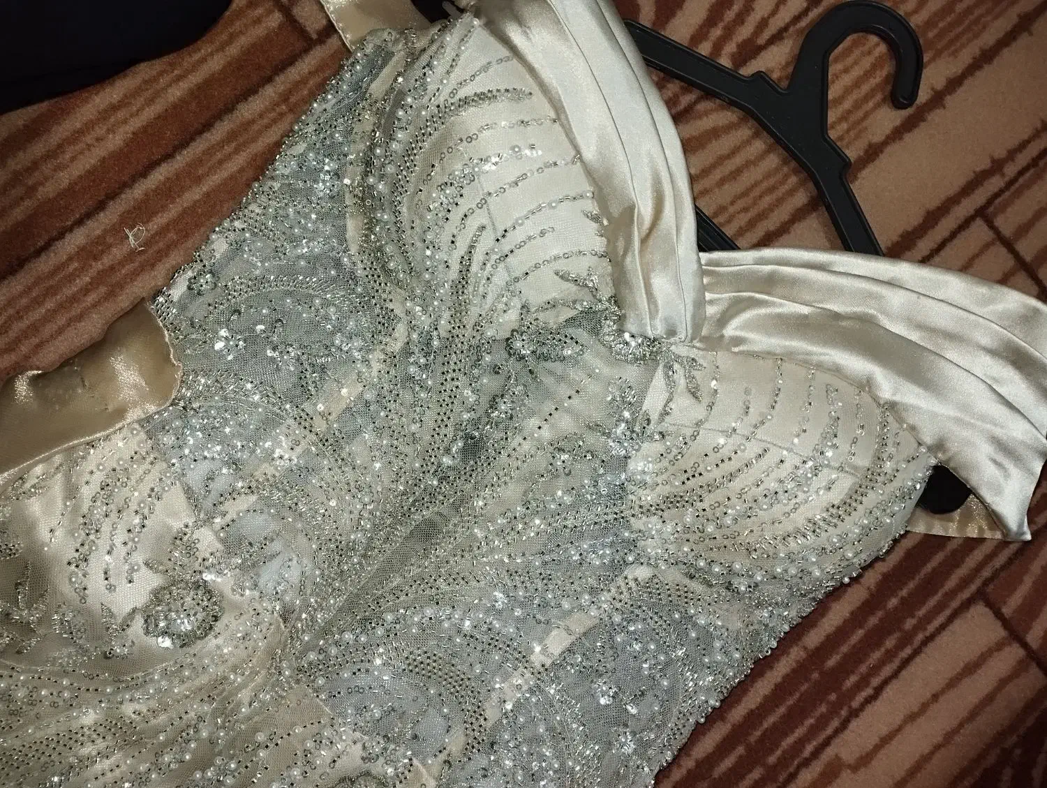 لباس مجلسی سنگ دوزی|لباس|خمینی‌شهر, |دیوار