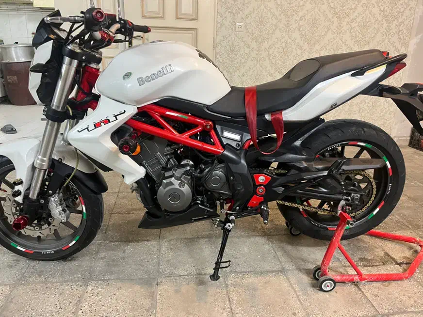 بنلی ۳۰۰ مدل ۹۶|موتورسیکلت|تهران, نصرت|دیوار