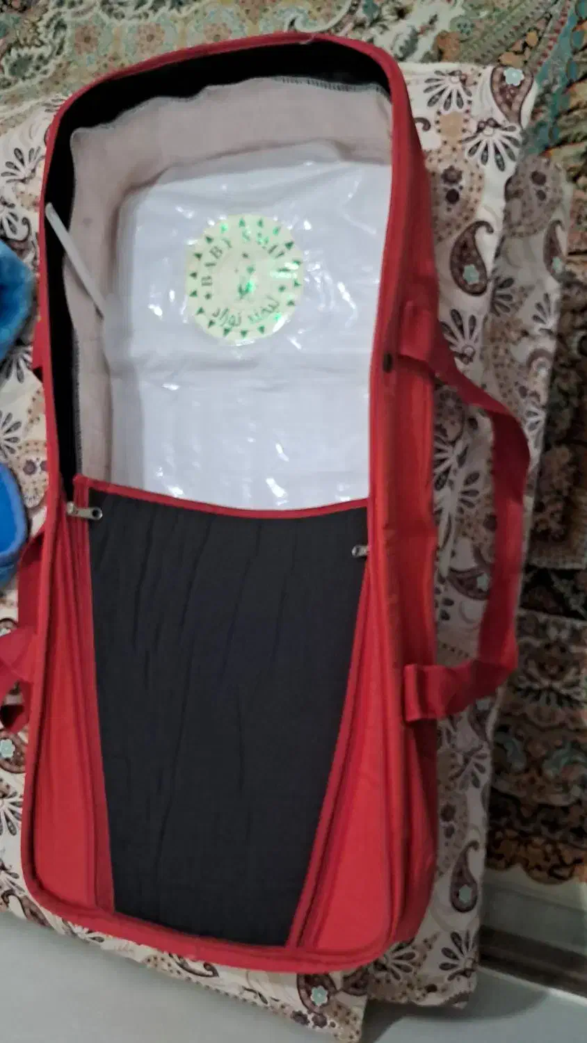 کیف حمل نوزاد و قنداق فرنگی در حد نو|اسباب و اثاث بچه|خمینی‌شهر, |دیوار