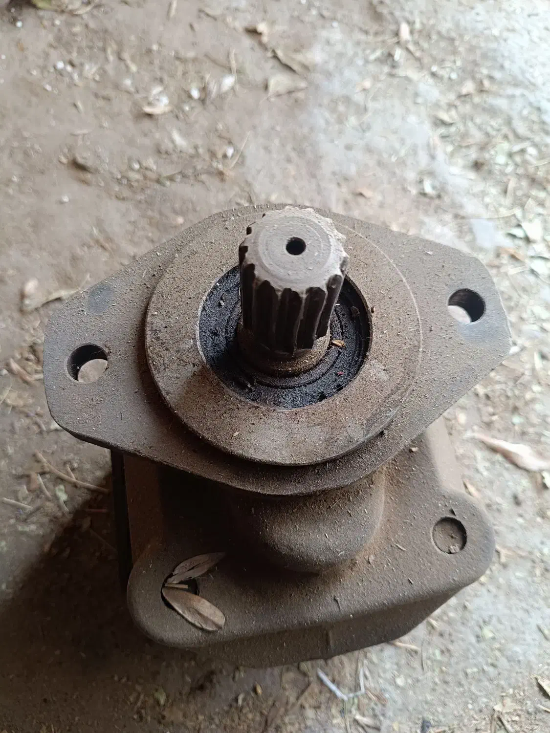 پمپ هیدرولیک بیل بکهو|قطعات یدکی و لوازم جانبی|مشهد, سپاد|دیوار