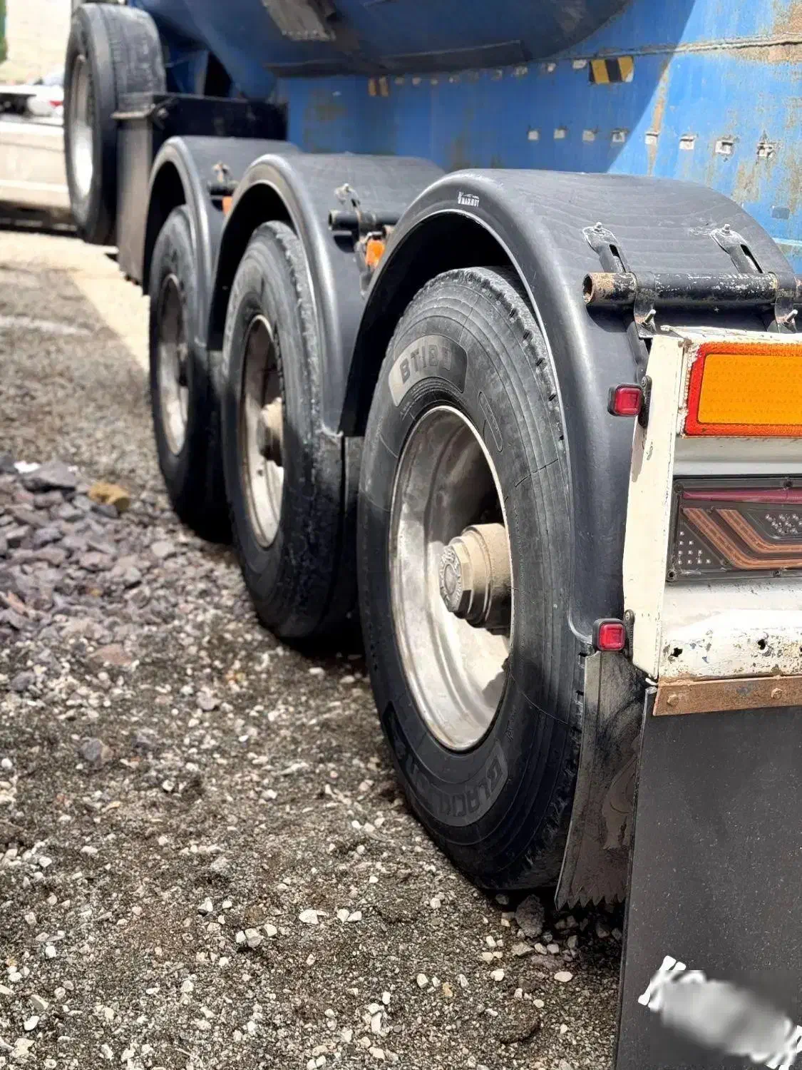 بونکر ۳محور سیمان|خودرو سنگین|سبزوار, قصبه غربی|دیوار