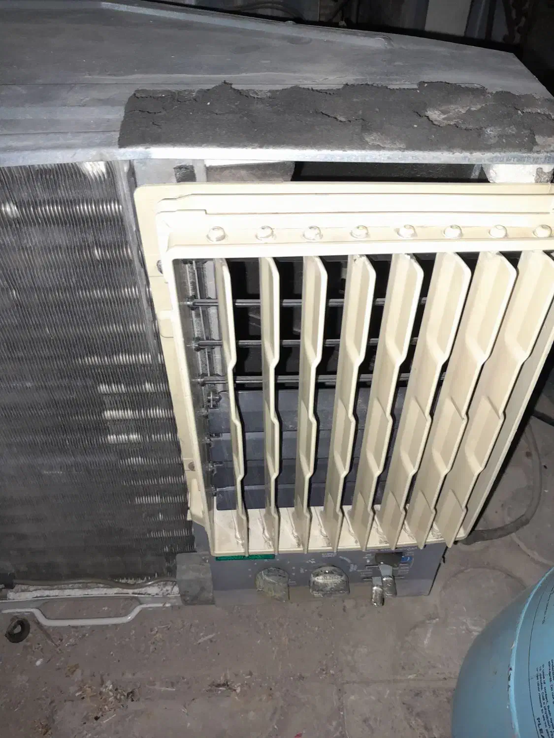 کولر پنجره ای اوجنرال|کولر گازی و فنکوئل|فسا, |دیوار