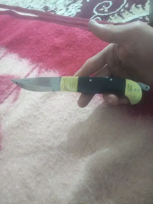 چاقو ۹دنده|کلکسیون اشیاء عتیقه|بجنورد, |دیوار