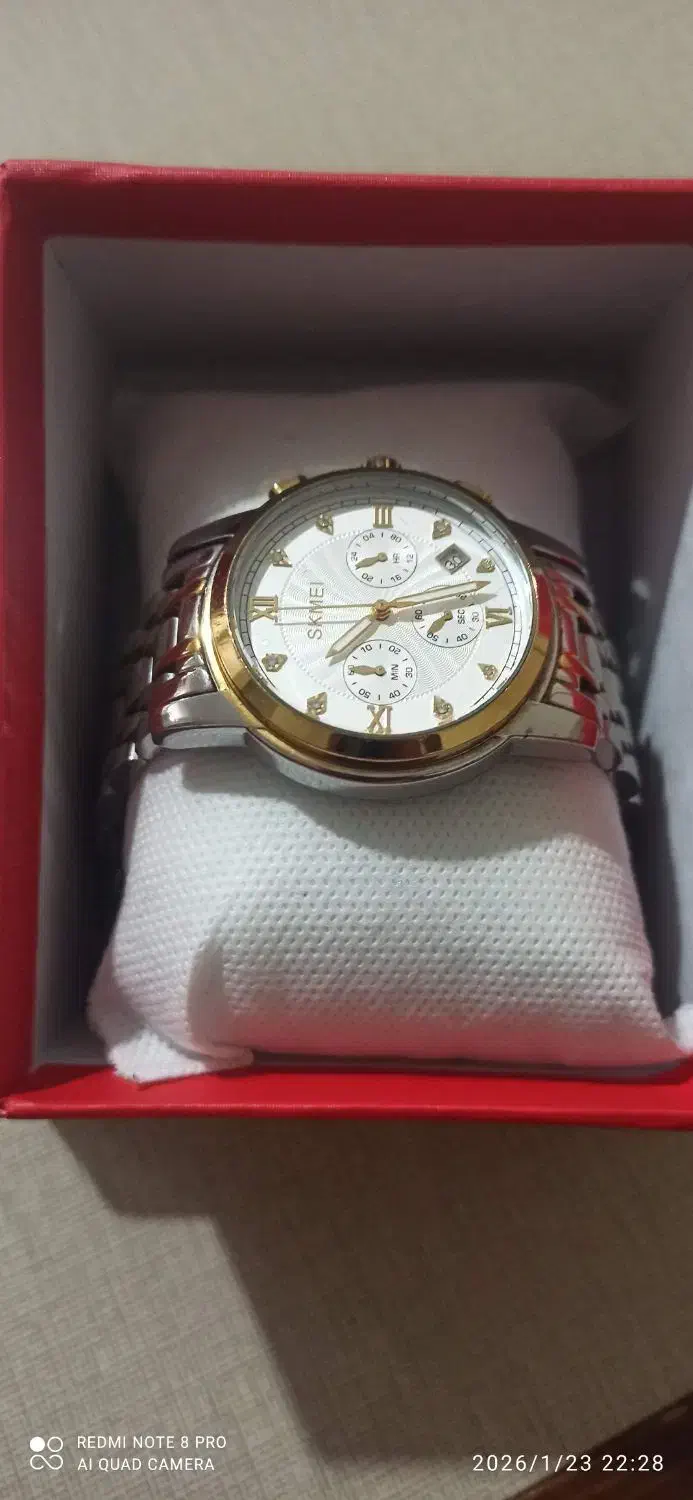 ساعت اسکیمی اصل|ساعت|پرند, فاز ۳|دیوار