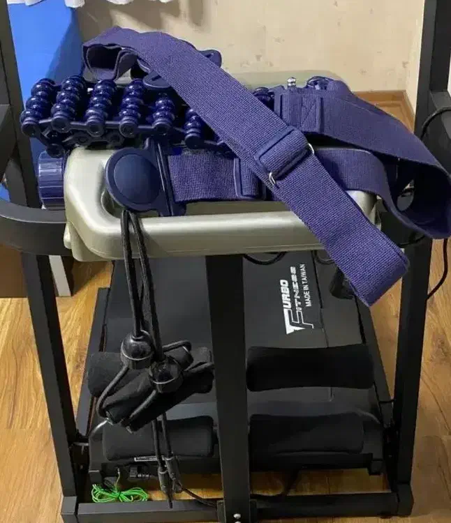 تردمیل  توربو فیتنس 1900 چندکاره|تجهیزات ورزشی|رشت, کاکتوس|دیوار