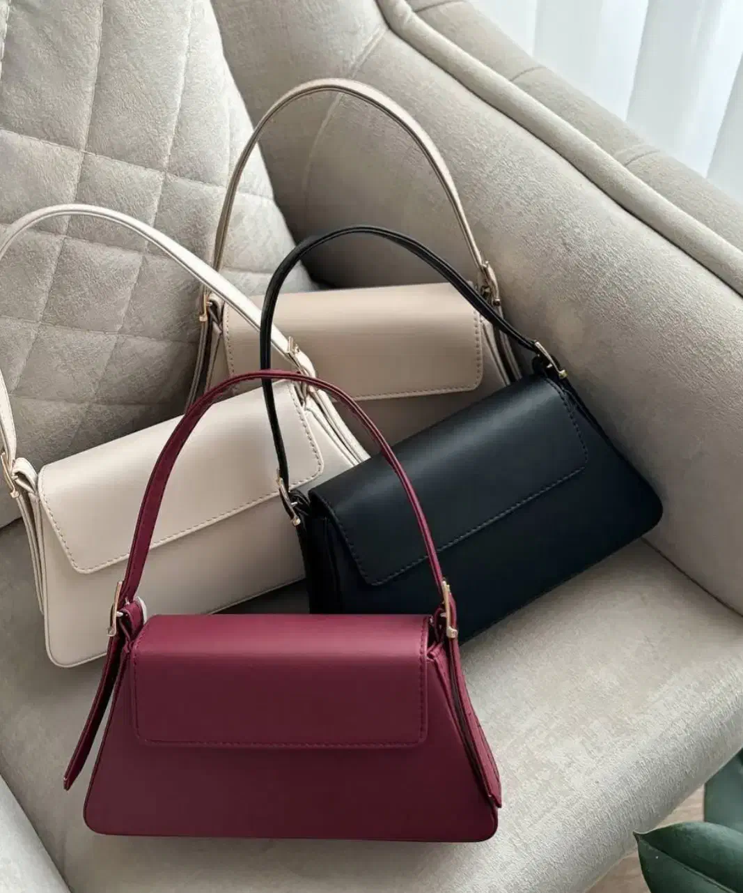 کیف بچگونه زنونه دانشجویی،جاکارتی.هدبن،گوشگیر،کلاه|کیف، کفش، کمربند|رشت, نیکمرام|دیوار