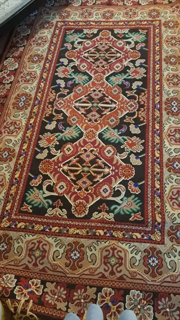 قالی سنتی کاملا تمیز و سالم بدون هیچ زدگی|فرش|اهواز, شهرک حفاری|دیوار