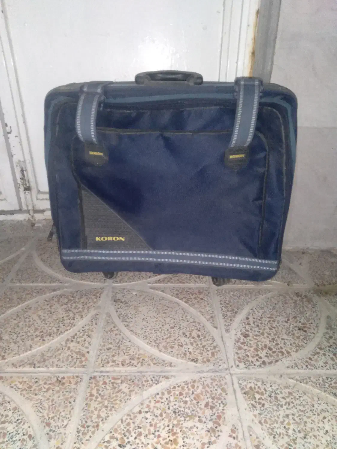 سلام چمدان سورمه ای سالم باریل ها باقیمت خوب|کیف، کفش، کمربند|رباطکریم, الارد|دیوار