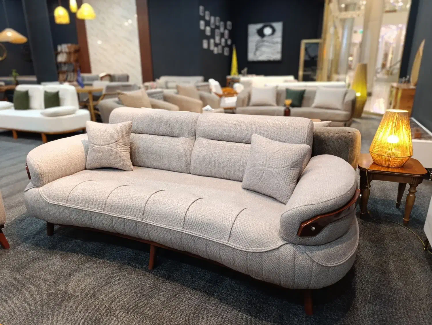 مبل راحتی شرکتی با شرایط اقساطی|مبلمان خانگی و میز عسلی|همدان, |دیوار