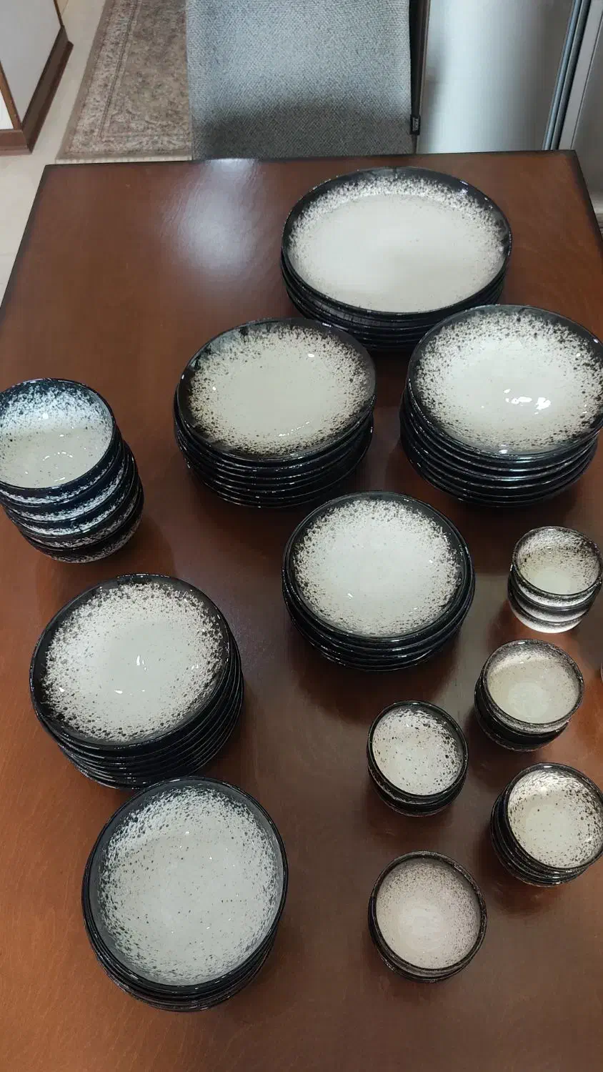 سرویس غذاخوری ۱۸نفره|ظروف سرو و پذیرایی|هشتگرد, مدرس|دیوار