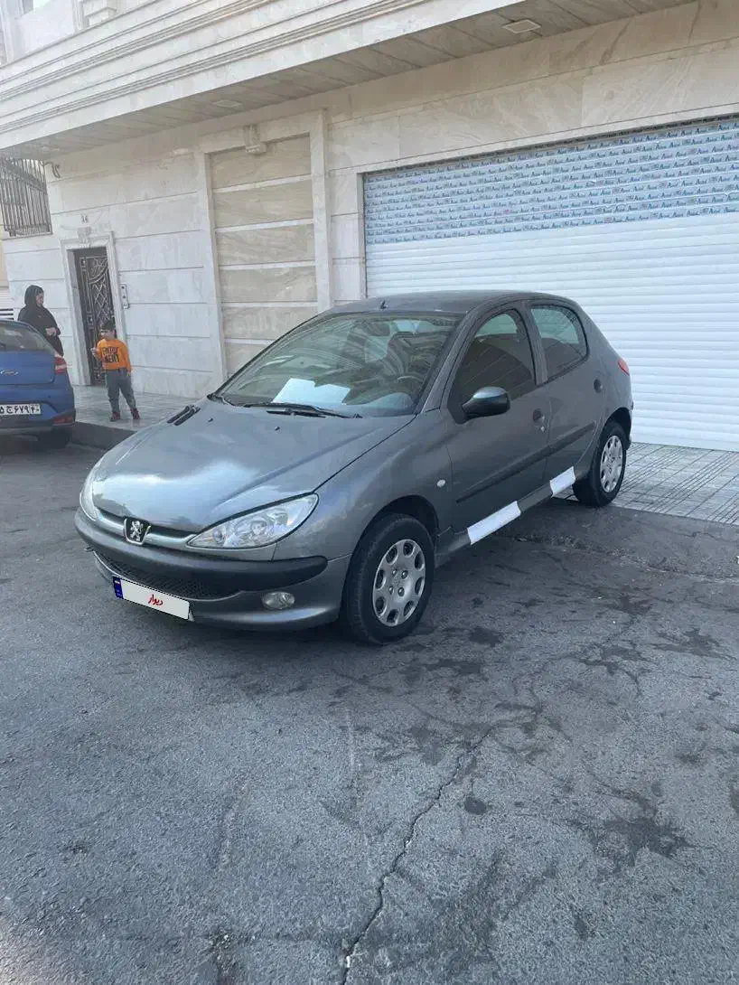 پژو ۲۰۶ تیپ ۶ اتومات(شاسی سالم)|خودرو سواری و وانت|تهران, والفجر (افسریه)|دیوار