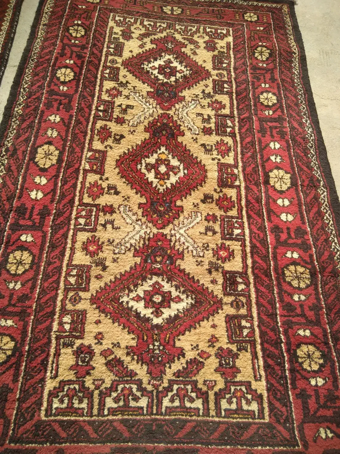 قالیچه فروشی|فرش|کاشمر, |دیوار