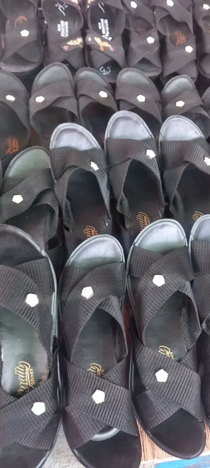 ۱۵۰جفت صندل حراج|کیف، کفش، کمربند|خرمآباد, |دیوار