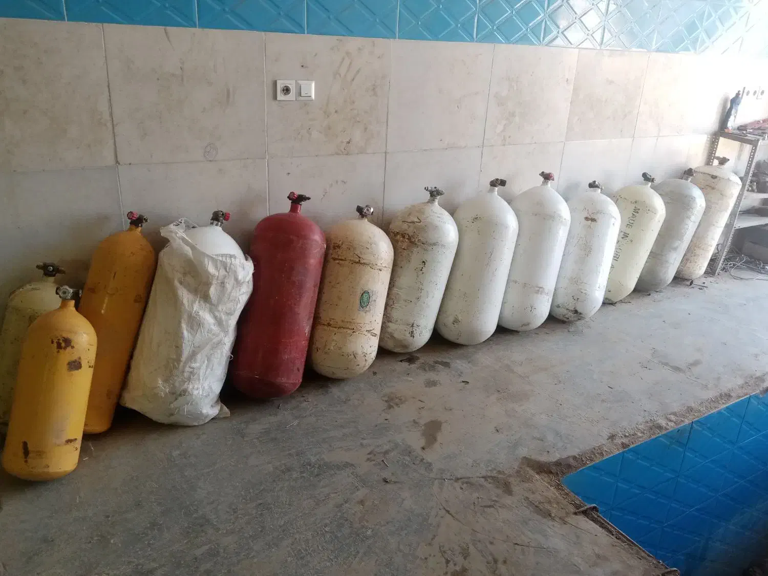 مخزن سی ان جی کپسول cng|قطعات یدکی و لوازم جانبی|گنبد کاووس, |دیوار