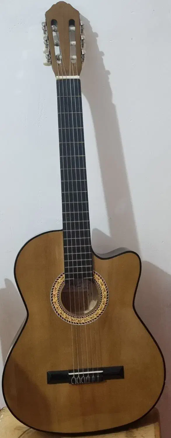 فروش گیتار|گیتار، بیس، امپلیفایر|کوهدشت, |دیوار