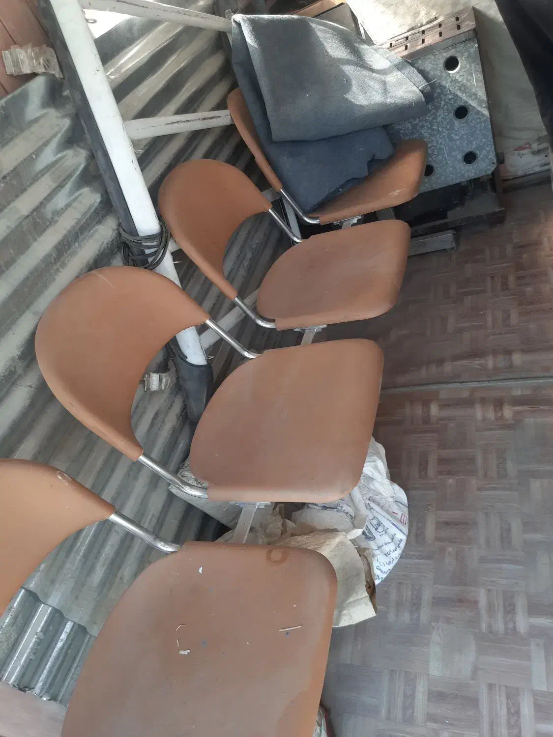 تانکر سوخت۱۰۰۰لیتری ورق۴ بسیار محکم وصندلی انتظار|مصالح و تجهیزات ساختمان|بجنورد, |دیوار