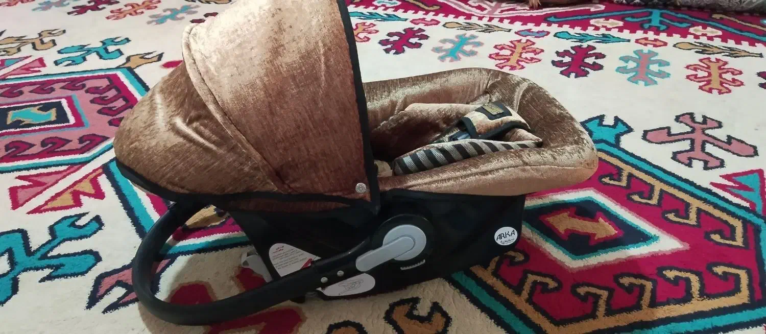 فروش کریر نو بدون استفاده برای بچه|تخت و صندلی بچه|سراوان, |دیوار