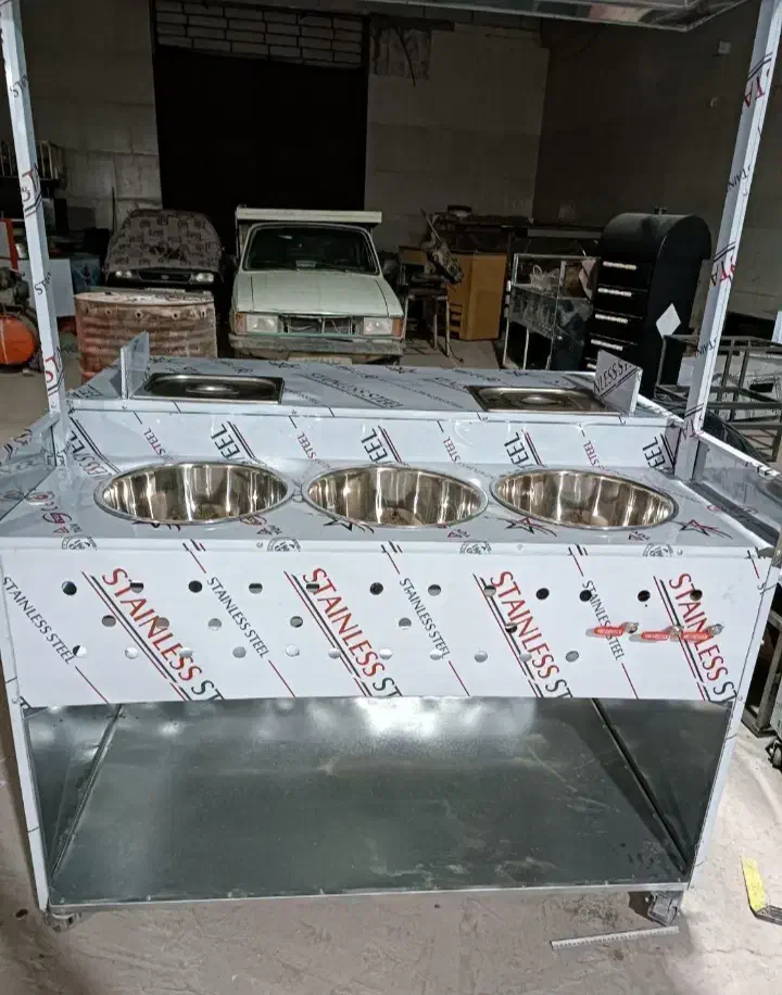 فرساندویچی مدل آوازه سه کاسه مخصوص فلافل|کافی‌شاپ و رستوران|ایرانشهر, |دیوار