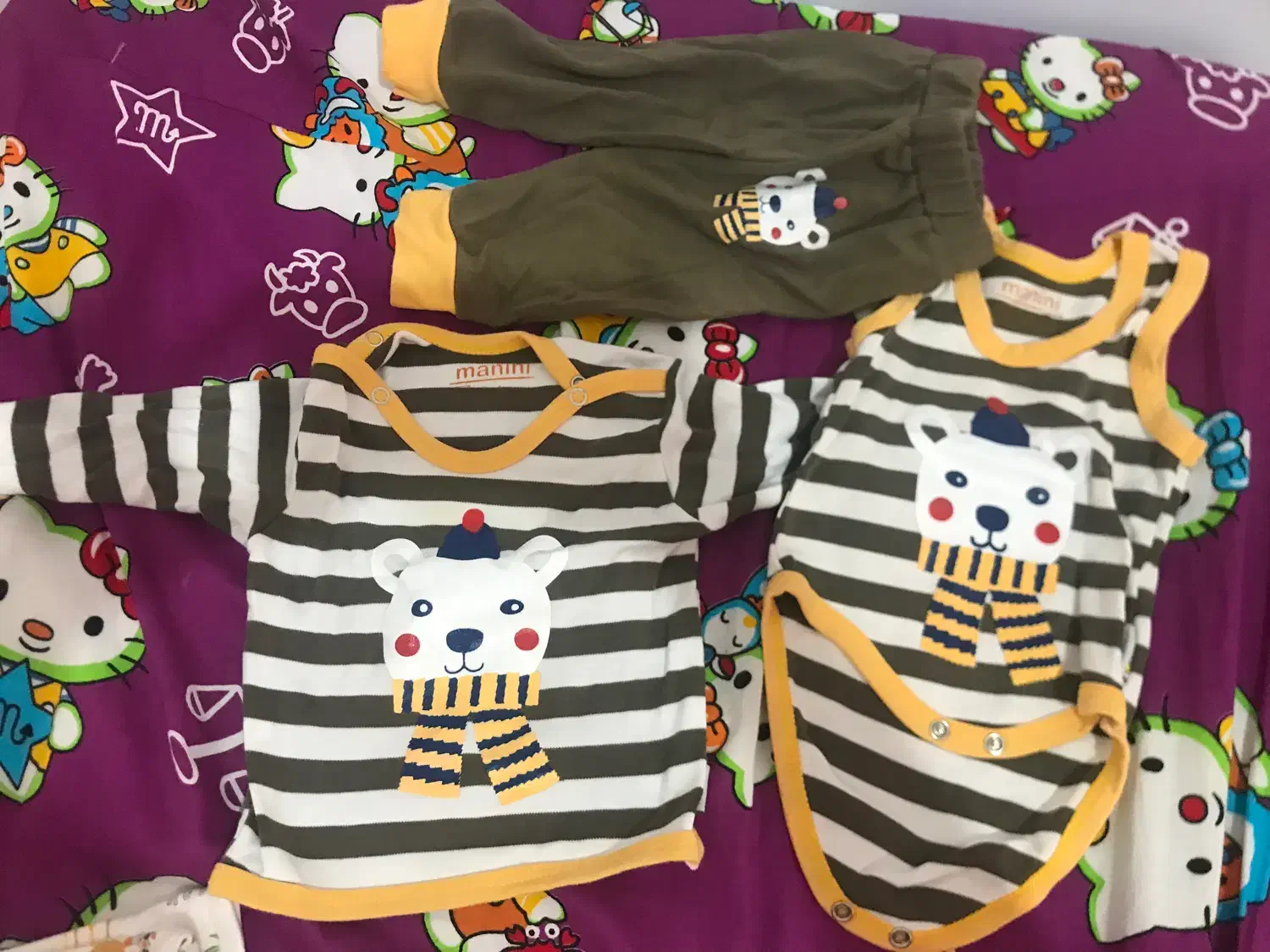 لباس نوزادی تیکه|کفش و لباس بچه|بابل, |دیوار