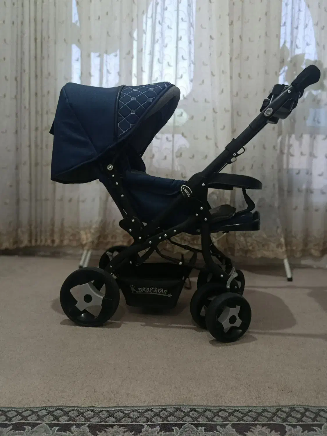 کالسکه در حد نو|کالسکه و لوازم جانبی|ایوان, |دیوار